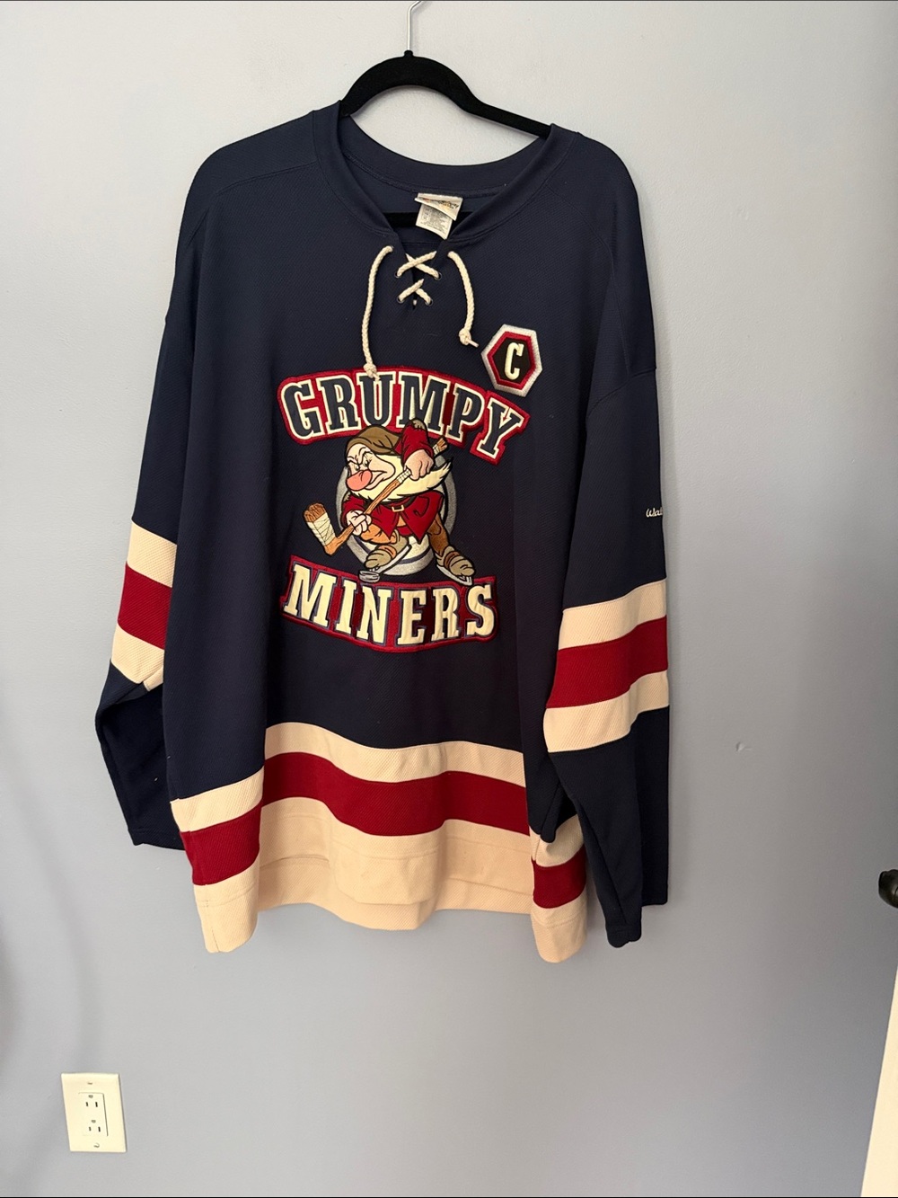 Walt Disney World Vintage Grumpy Miners Hockey Jersey XL